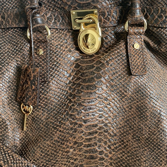 Michael Kors Large Handbag - Picture 3 of 6